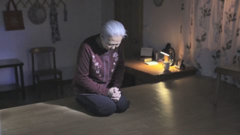 Хавчлага, зовлон намайг Бурханд бүр ч их хайртай болгосон