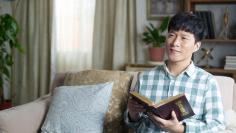 Аавдаа сайн мэдээ түгээсэн нь