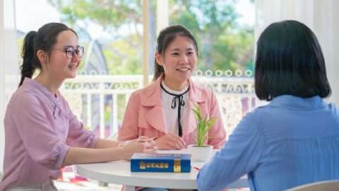 Гэртээ харьсан нь